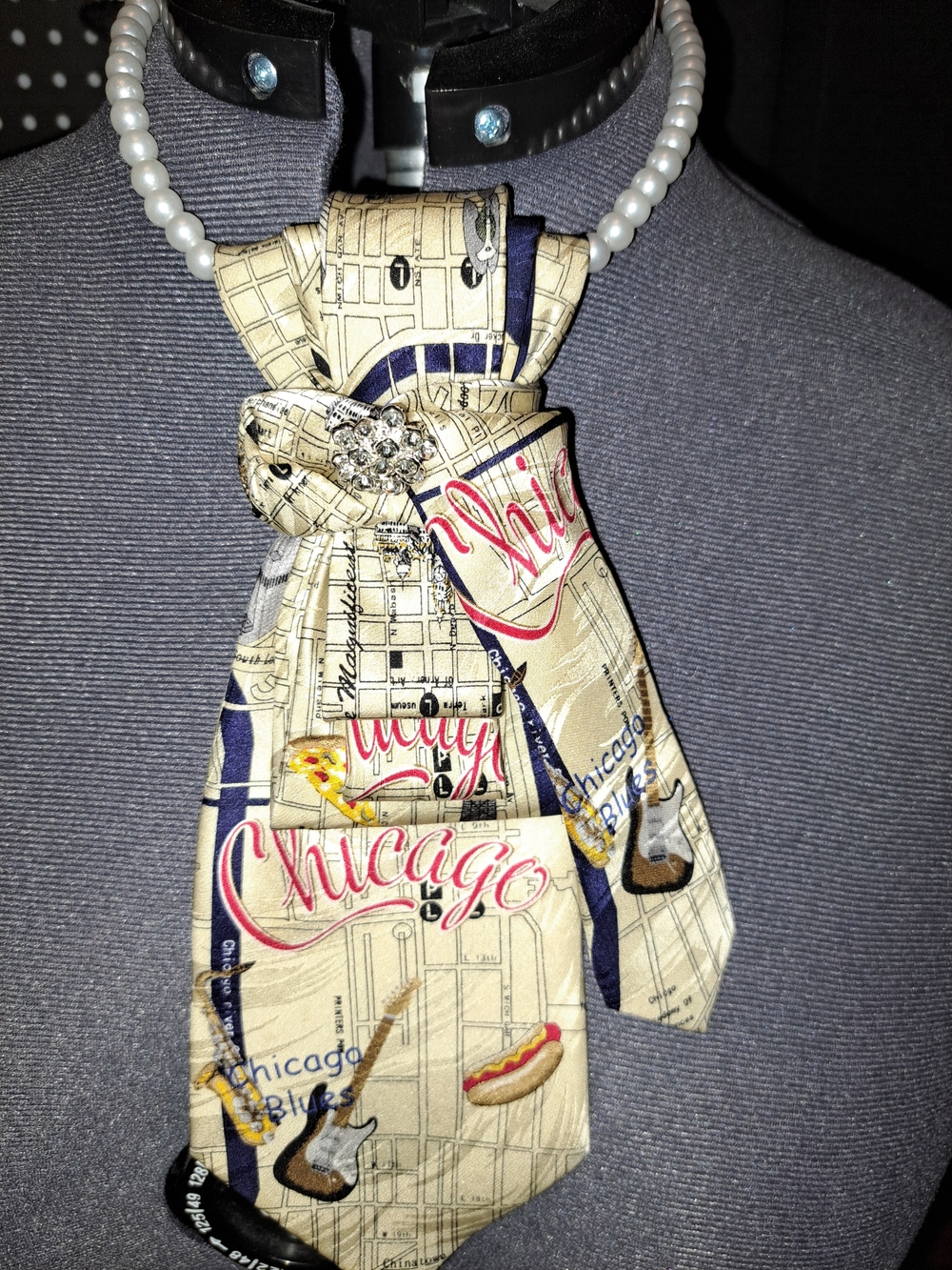 Chicago-Themed Novelty Silk Scarf Necklace in Cream and Navy